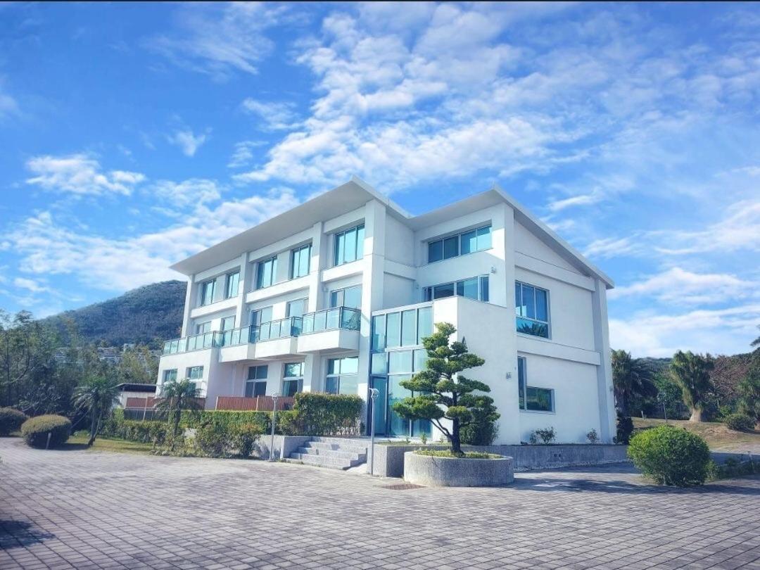 墾丁椰林 海灘文旅 Hotel Cape Eluanbi Екстериор снимка
