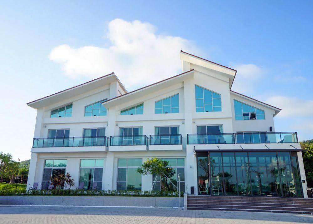 墾丁椰林 海灘文旅 Hotel Cape Eluanbi Екстериор снимка