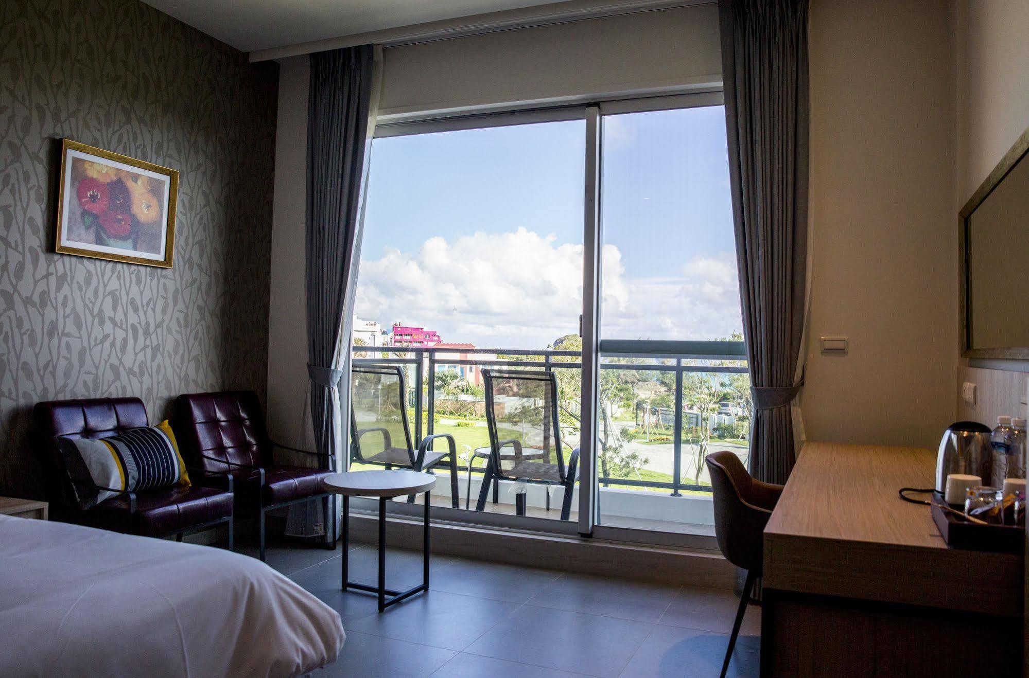 墾丁椰林 海灘文旅 Hotel Cape Eluanbi Екстериор снимка